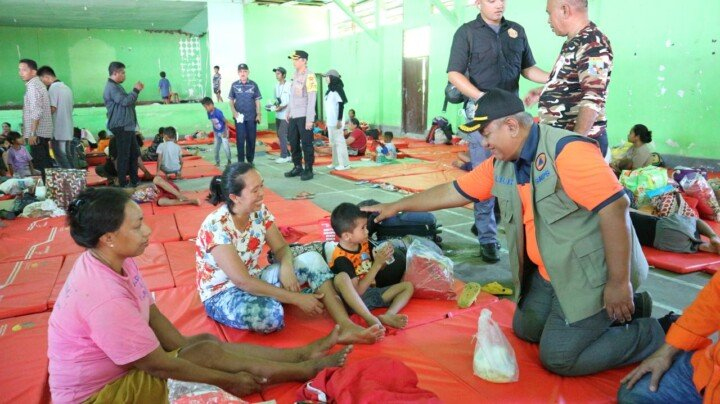 BNPB Terjunkan Tim dan Berikan Dukungan DSP saat Gunungapi Ibu Naik Level&nbsp;IV