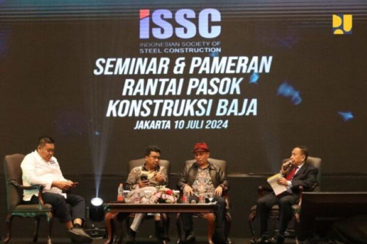 Kementerian PUPR Dorong Peningkatan Kualitas Baja Konstruksi di&nbsp;Indonesia