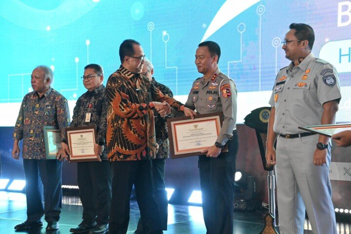 Transportasi Darat yang Berintegritas dan Berkeselamatan Terwujud dengan Kolaborasi Antarpemangku&nbsp;Kepentingan