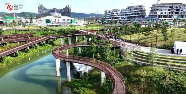 Presiden Resmikan Plaza Seremoni Sumbu Kebangsaan&nbsp;IKN