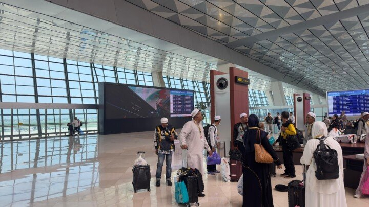 Pemerintah Syaratkan Penggunaan Aplikasi SATUSEHAT untuk Pelaku Perjalanan Luar&nbsp;Negeri